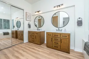 Luxury Retreat-Pool/HotTub/Game Room/Putting Green - Image 4