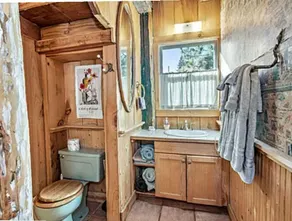 Hyatt Lake Mountain Retreat - Image 3
