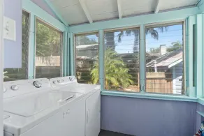 \"Mermaid House\" in Downtown Mt. Dora!! Pet Friendly - Image 2