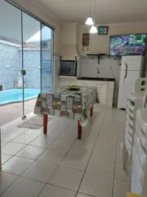 House in Ubatuba with pool and barbecue. - Image 3