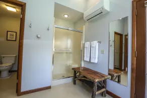 3 bedroom Lakeview home with New Hot tub!  - Image 4