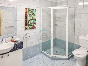 ZEN CITY Modern 1-BR City Apt Near Mindal Markets - Image 3