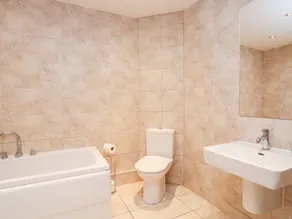 Coastal Retreat - Image 4