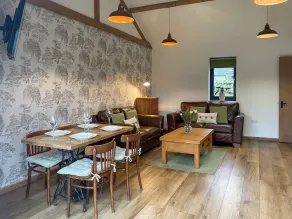 2 bedroom accommodation in Wroxall, near Ventnor - Image 4