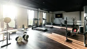 FreshSuites & Bar - Image 3