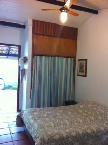Jacaranda Place 125. 000m2, Headquarters overlooking the Lake, Pool, Court, Orchard - Image 5