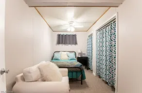 Secluded, pet friendly, fishing, hot tub, Wi-Fi! - Image 3