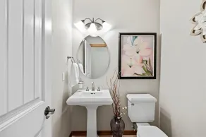 Luxury home with Pool,  Mt. views, Hiking/biking trails out the door - Image 3