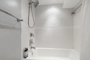 Entire 1-Br Apt In Noma Eckington - Image 2