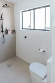 Studio on Lewis Tiny House - Image 4