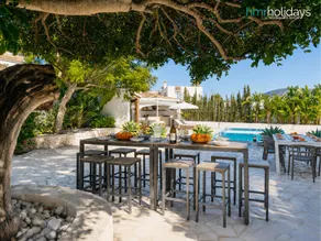 Villa Bonita • Spacious & Hotel-style & Seaviews - Image 5