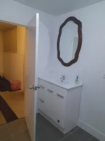 4 bedroom Guest Suite - Image 3