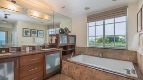311 Mariners Club - 4 bedroom ocean front luxury condo - Image 2