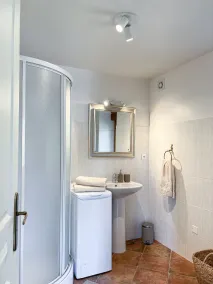 Renovated historic farmhouse - cozy terrace, many excursion destinations  - Image 2