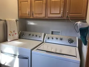 Secluded Mountain Top Cabin! NEW Starlink Internet! - Image 3