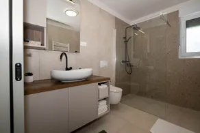 Holiday House Jewel With Private Pool - Image 4