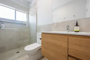 Betty's Beach House - Image 3