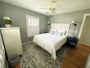Modern Cottage on Green Lake -- four seasons of fun!  - Image 4