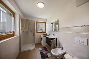 Ferienwohnung \"Tschafon Oberparnaihof\" mit Bergblick, Terrasse & WLAN - Image 3