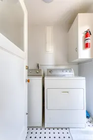 Highly reviewed, now with nextdoor construction dIscount!  Book now, don't miss! - Image 2