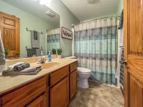 Charming Lake Geneva, Wisconsin 3BR/2Bath Home - Shagbark Waters - Image 4