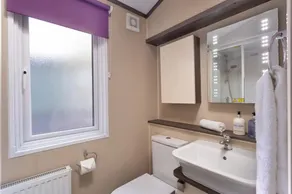 LANCASHIRE ROSE, family friendly, with pool in Windermere - Image 3