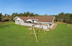 Pet Friendly Home In Blåvand With Sauna - Image 2