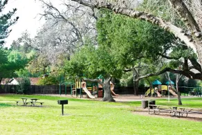 Hiking Trail Gem Near Attractions - Image 2