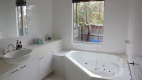 The House of Chill - lake view, central, secluded - Image 2