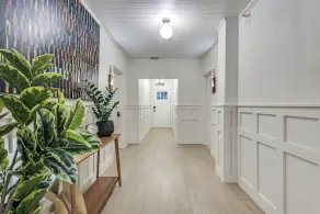 The Vanderbilt Mansion Apt 9 Near Downtown and TWU - Image 5