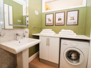 THE CARRIAGE, pet friendly, character holiday cottage in Lydney - Image 3
