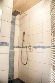 Adequado para pessoas alérgicas (70 m2) com colchão de água e terraço - Image 4
