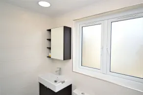 5 Gäste in 2 Schlafzimmern - Image 4