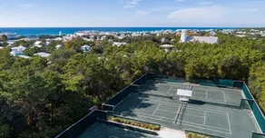 Short Distance To The White Sandy Beaches, Rendezvous Main House + Carriage In Seaside 4 Bedroom Home by RedAwning - Image 2