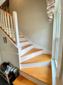 Cozy 2 BR Apartment in Quaint New England Town - Image 2