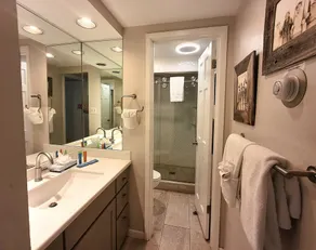 Breathtaking \"Top of the World\" condo Lakefront 3BR dans le coeur des Rocheuses - Image 5