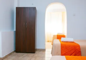 Daisy's Guest House - Image 5