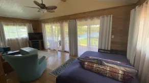 ~ Charmant privé<br>~ Cottage Lakefront Estate<br>~ Location à partir de septembre 2019 - Image 3