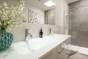 RYE Classic- 4bed, perfect location-up to 13 guests, foxtel- BONUS* NIGHTS OFFER - Image 5