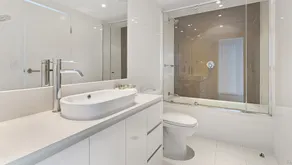 Holiday Holiday - H Residence Apartments - Image 4