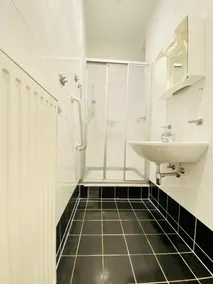 Lovely 4-BR Retreat Ottakring with Stunning City - Image 2