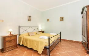 Nice home in Castiglione d.Lago PG - Image 5