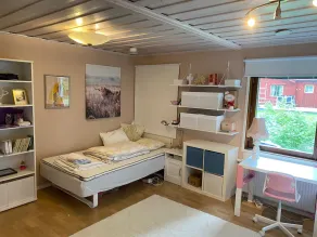 Comfortable house on quiet street in oldest part of Umeå. Fully equipped. - Image 4