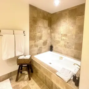 Exclusive Teton Pines Home off Teton Village Rd. 5 min from Teton Village Skiing - Image 5