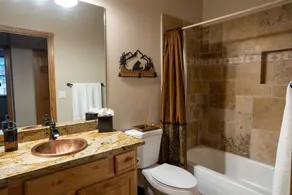 Beautiful Cabin in Torreon`s Cardinal Landing - Image 4