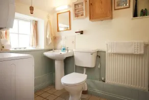 A self catering cottage that sleeps 4 guests  in 2 bedrooms - Image 2