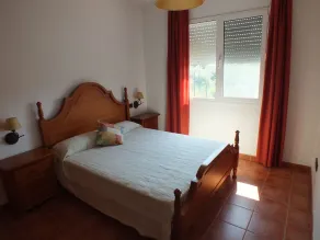 Villa Vivalavida home holidays. 1 km from beach Costa Brava. Major 25+ - Image 4