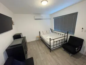 Cozy Studio in Wynwood with private entrance & private bathroom - Image 3