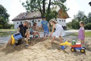 Ground floor apartment with terrace near Lake Chiemsee - Image 4