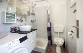 Lovely Apartment In Stinica With Wifi - Image 2